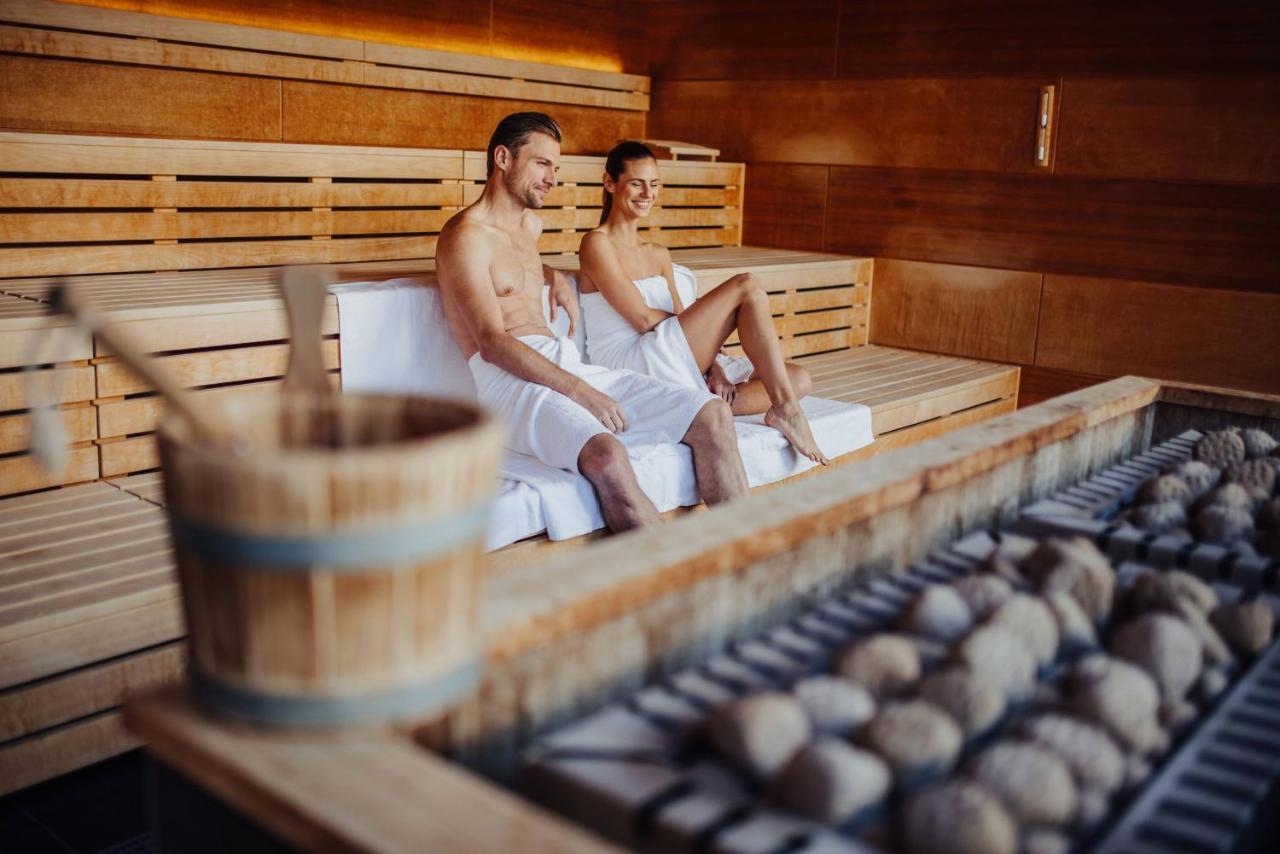 Thermenhotel Karawankenhof フィラハ エクステリア 写真
